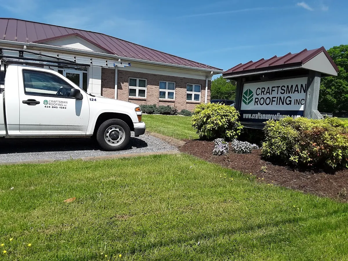 Quality Wind Damage Roof Repair by experienced craftsmen in Oak Ridge